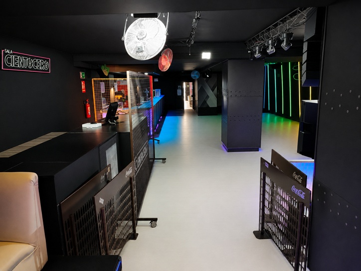 Sala Cientocero 9